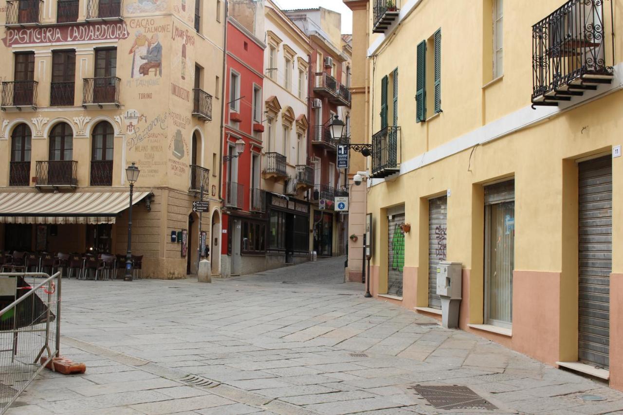 Via Cavour 19, Appartamento Del Conte Іглесіас Екстер'єр фото
